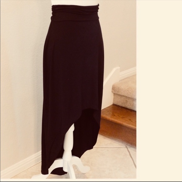 ‼️ $10 Hi-Low Skirt‼️ - Picture 2 of 2